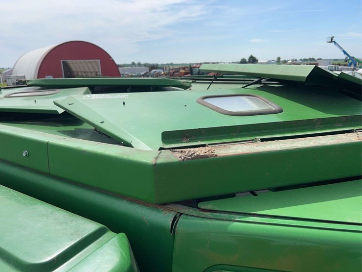 john-deere-9400-image-33