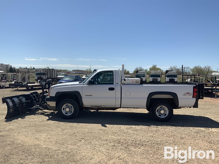 2004-chevrolet-2500-image-8