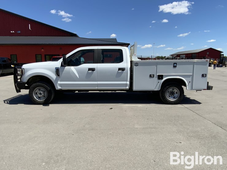 2021-ford-f250-xl-image-8