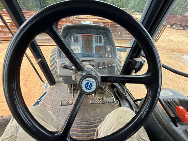 new-holland-8870-image-19