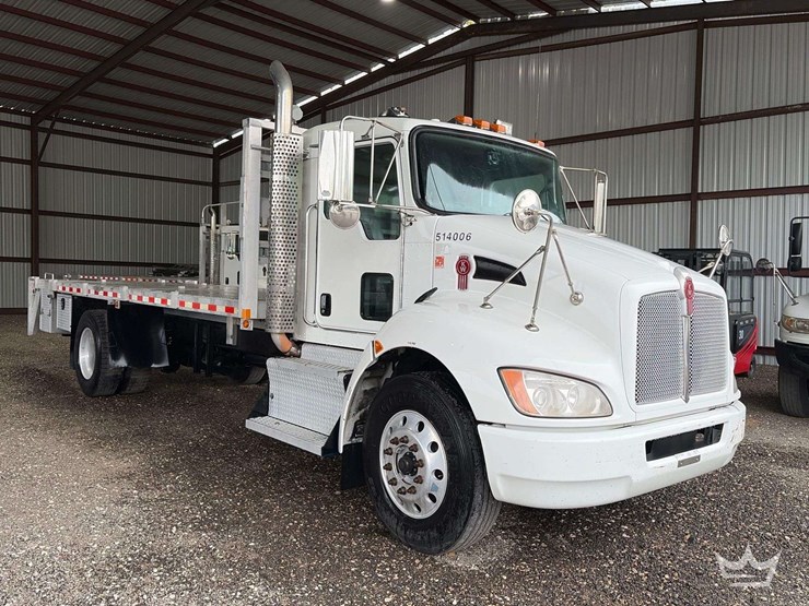 2014-kenworth-t370-image-2