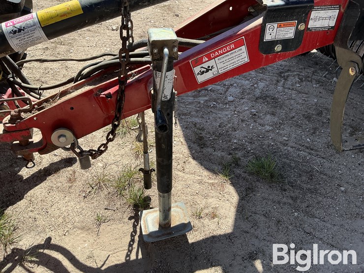 2011-case-ih-rb564-image-10