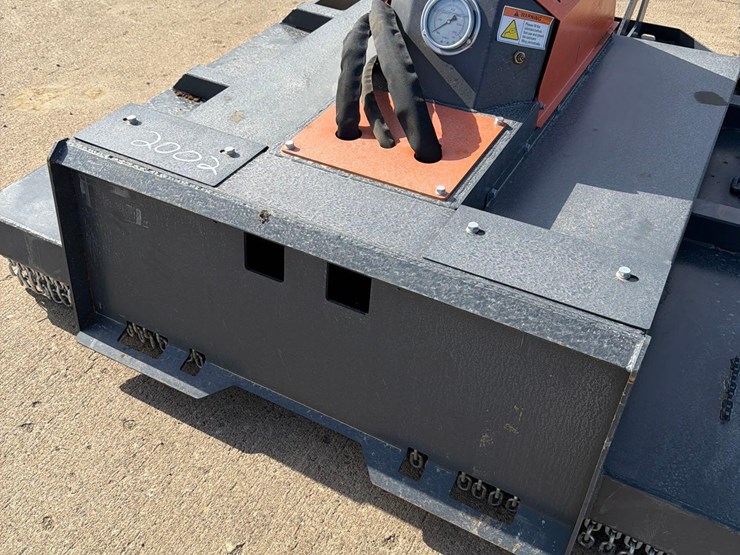 heavy-duty-skidloader-72”-whirly-mower-image-14