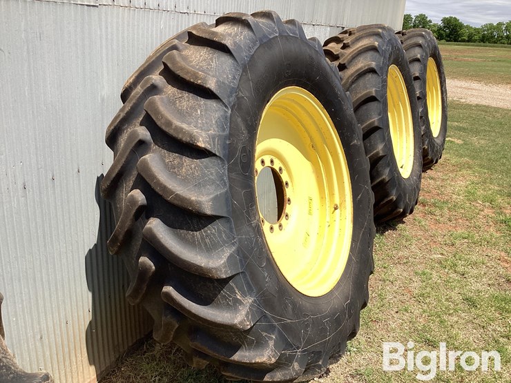 john-deere-4830-image-12