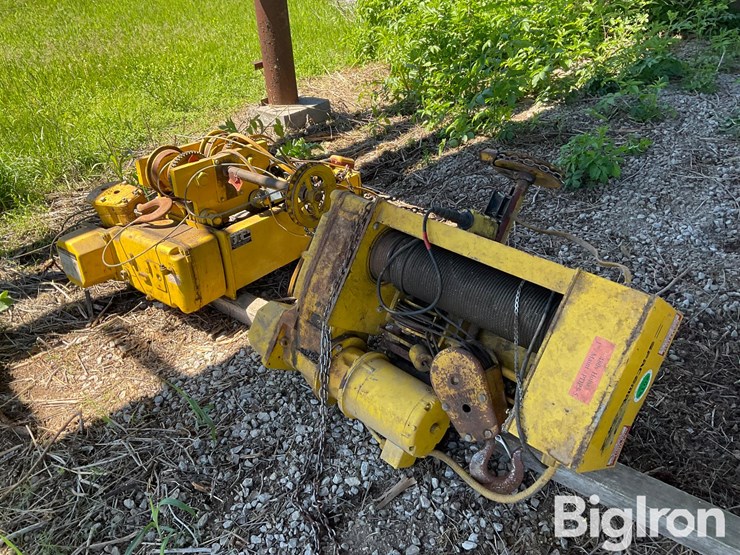 r-m-materials-handling-x2-5-18-shop-crane-image-8