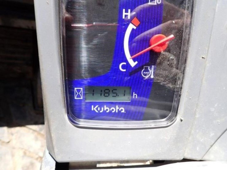 2023-kubota-svl65-2-image-10