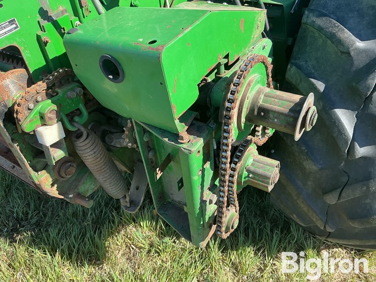john-deere-5830-image-14