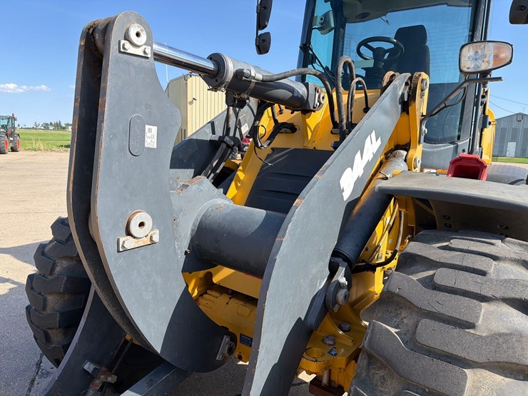 deere-344l-image-11