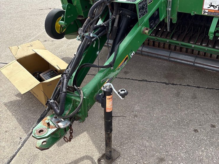 john-deere-569-image-16