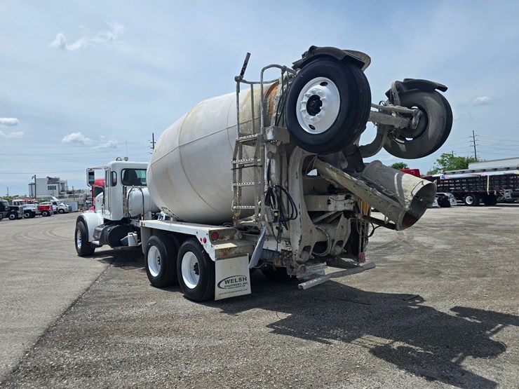 2014-peterbilt-365-image-16