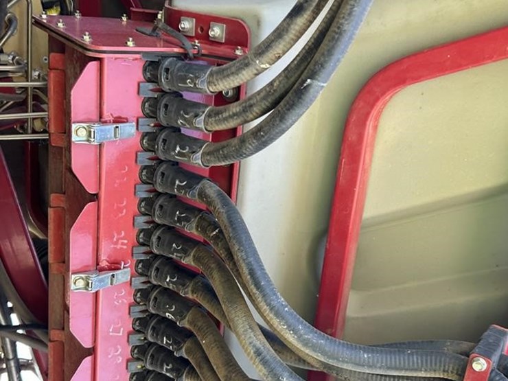 2015-case-ih-1265-image-65