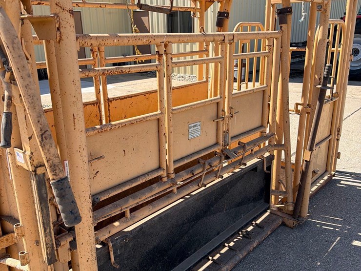 formost-6ft-long-working-chute-w/-palp-cage-image-12