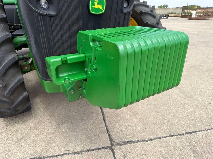 2012-john-deere-8310r-image-15