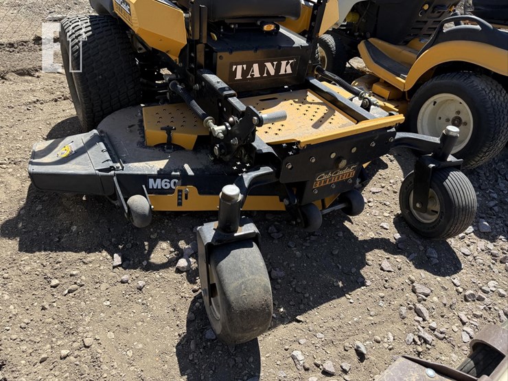 cub-cadet-tank-m60-image-6