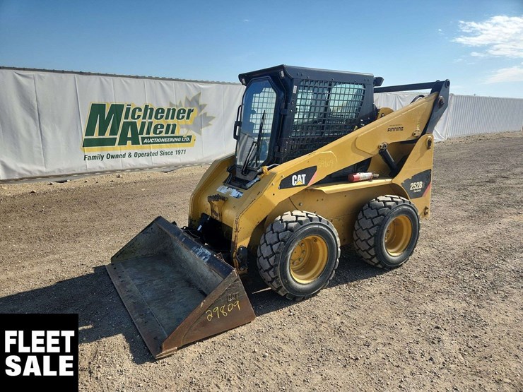 caterpillar-252b-image-1