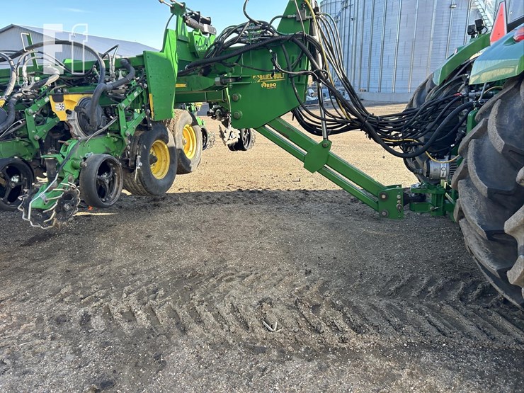 2023-john-deere-db90-image-23