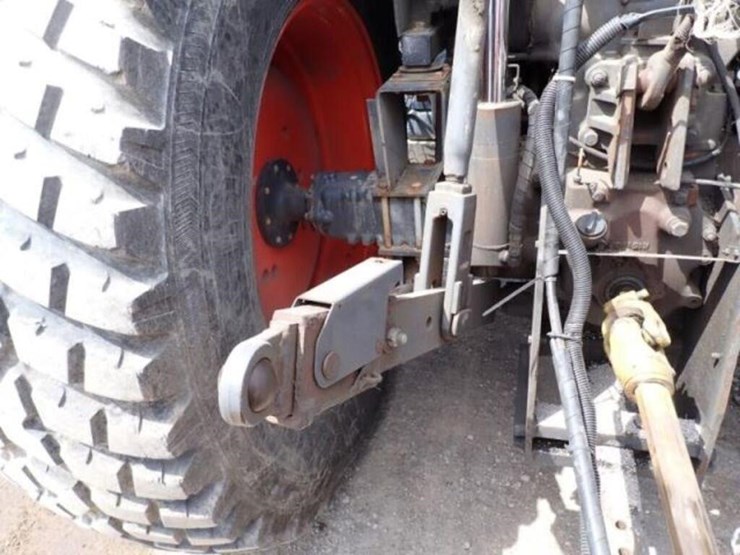 2016-kubota-m6-141-image-38