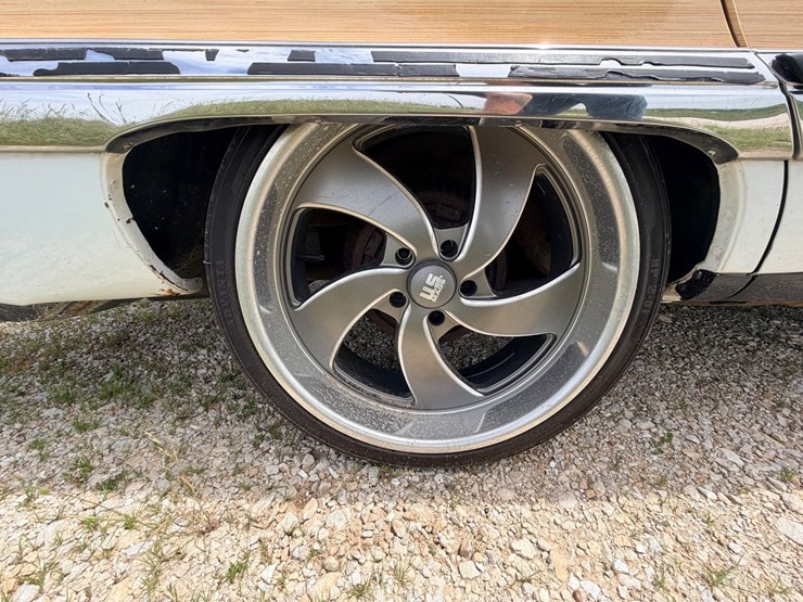 #24067-•-1994-buick-roadmaster-passenger-car-image-66