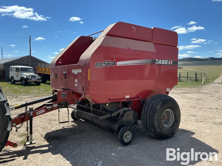 2011-case-ih-rb564-image-1