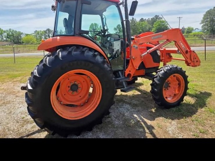 2007-kubota-m7040-image-3