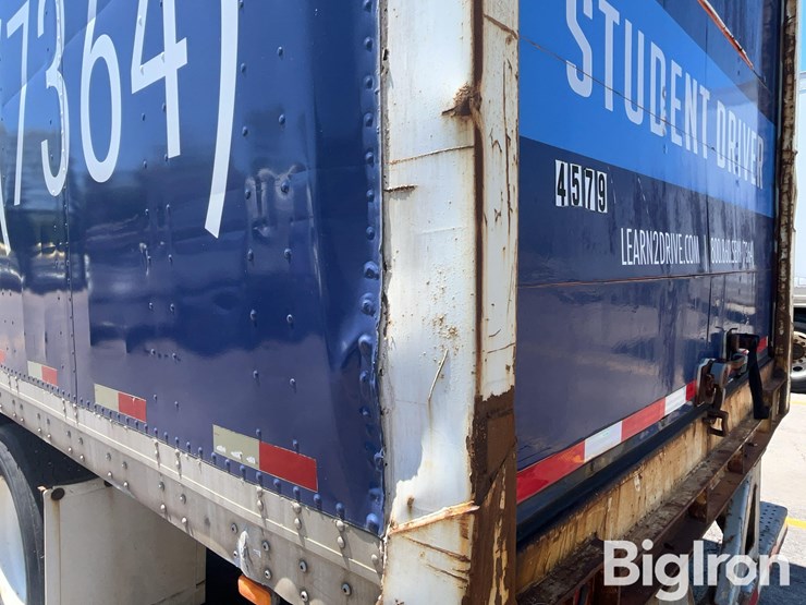 2007-strick-trailer-image-18