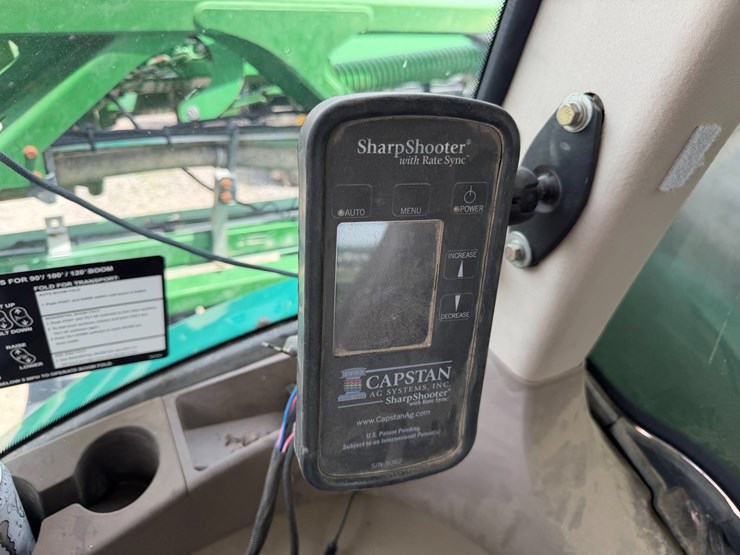 2016-john-deere-r4038-image-105