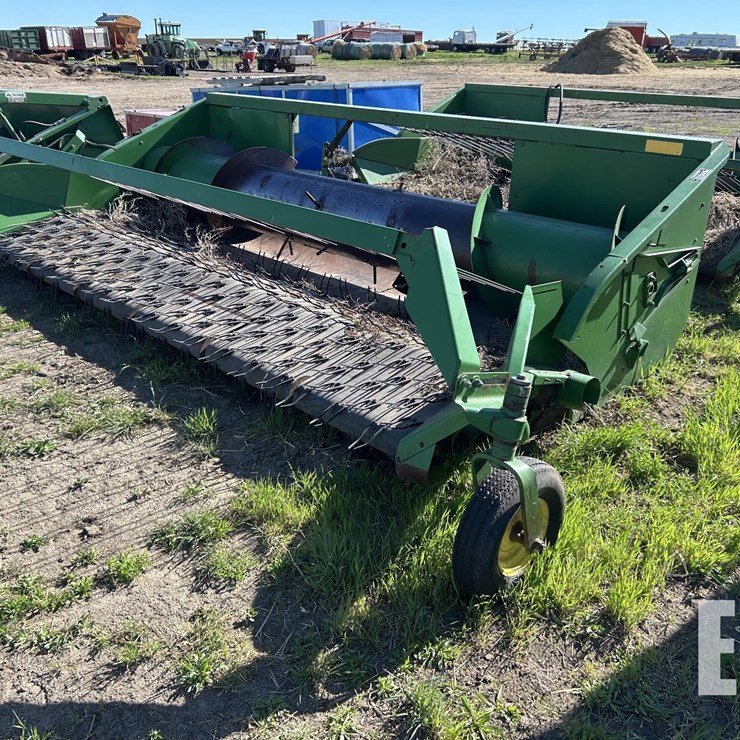 JOHN DEERE 912