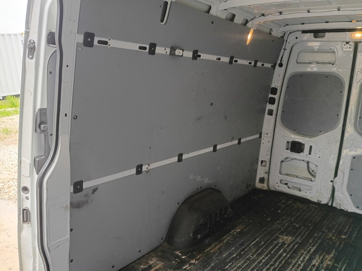 2019-mercedes-benz-sprinter-2500-image-64