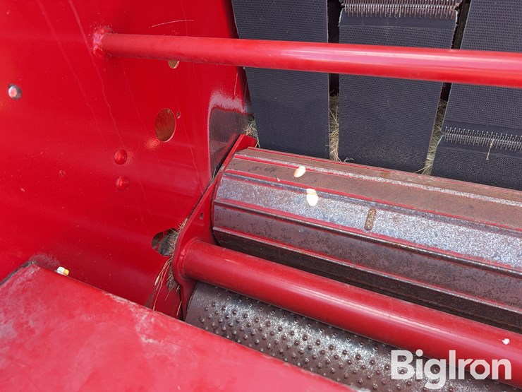 2013-new-holland-br7090-image-9