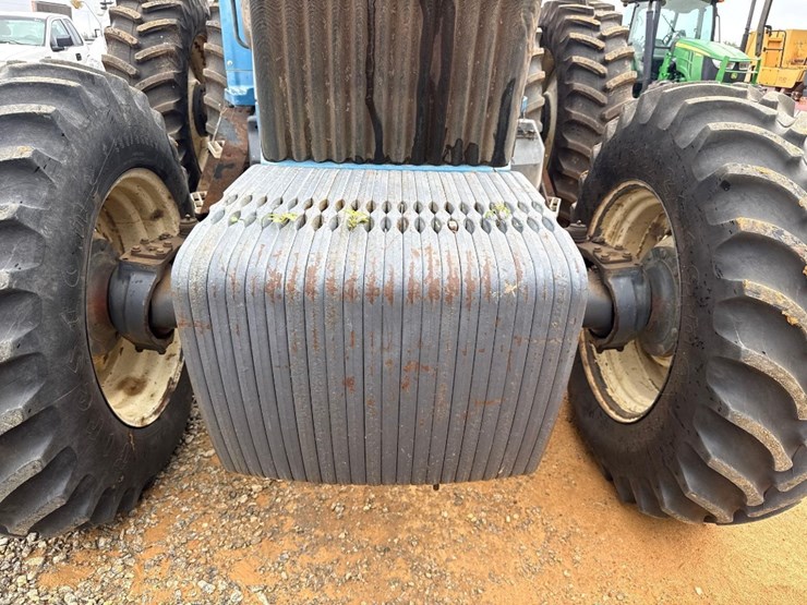 new-holland-8870-image-16