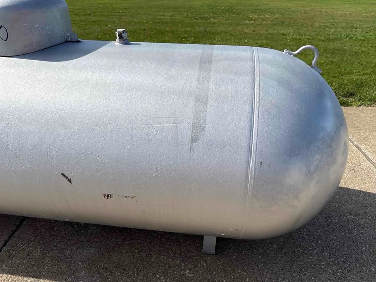 500-gallon-propane-tank-image-7