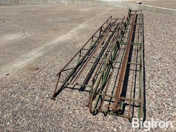 john-deere-200-image-6