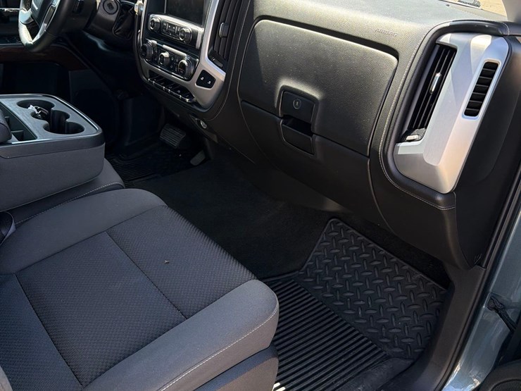 2014-gmc-sierra-1500-image-46