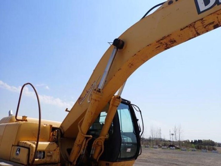 2004-deere-270c-lc-image-36
