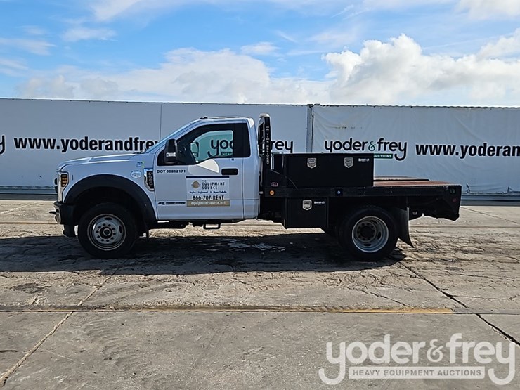 ford-f350-xl-image-3