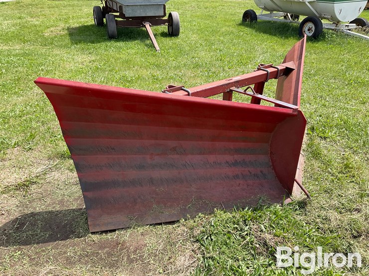 westendorf-loader-mounted-v-blade-image-3