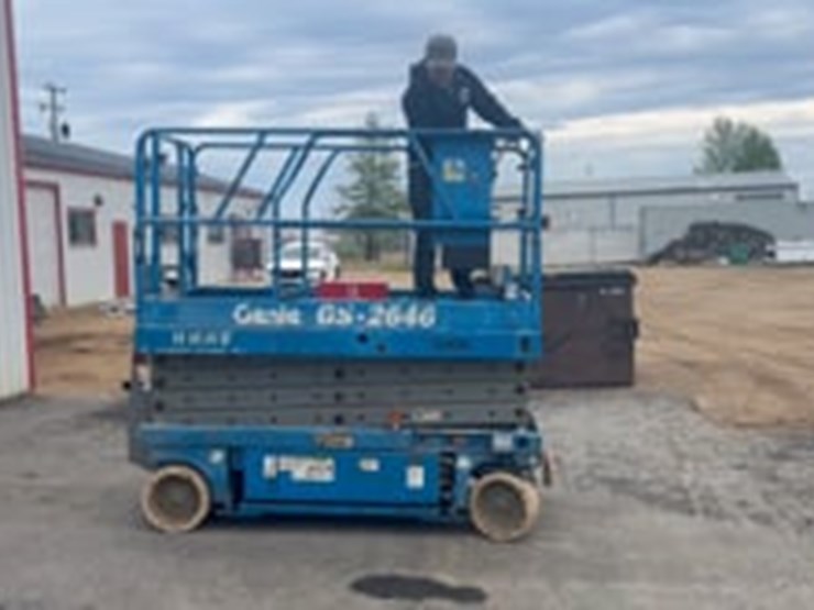 2001-genie-gs2646-image-21