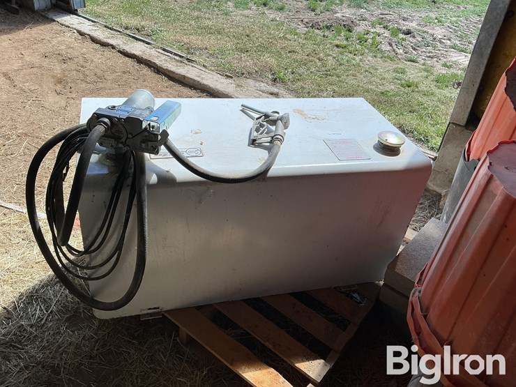 deezee-110-gal-transfer-tank-w/pump-image-6