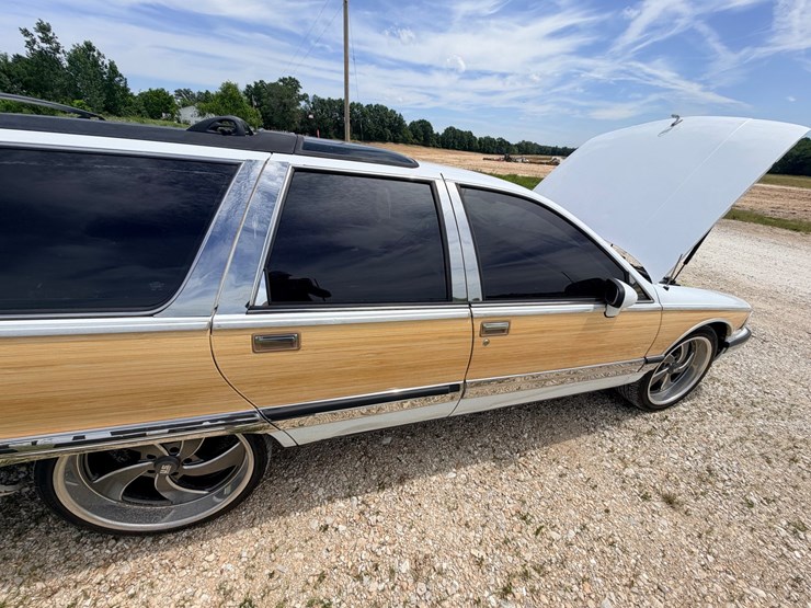 #24067-•-1994-buick-roadmaster-passenger-car-image-68