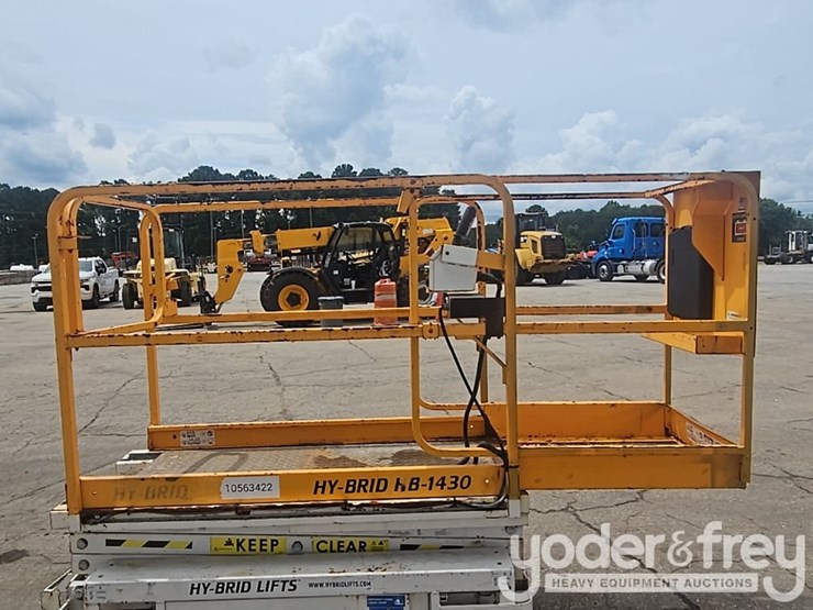 2017-hy-brid-lifts-hb-1430-image-12