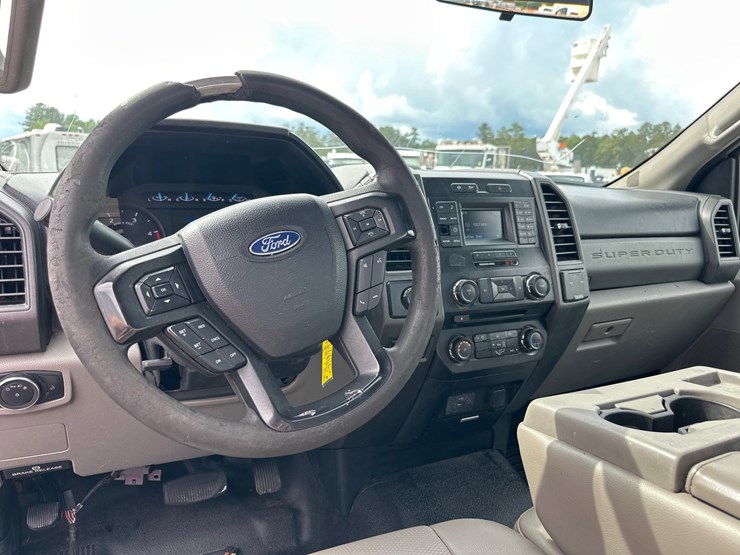 2018-ford-f550-image-6