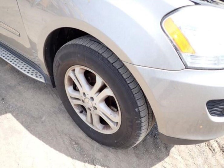 2007-mercedes-benz-ml320-image-40