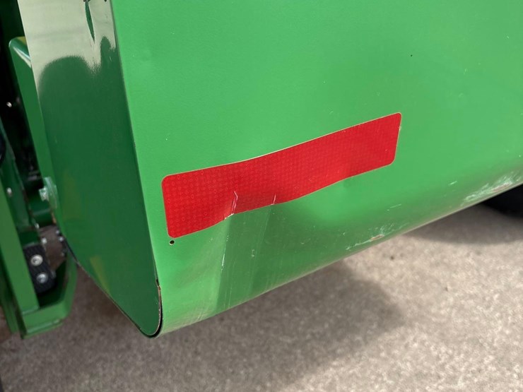 john-deere-569-image-37