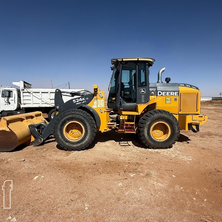 2018 DEERE 524KII
