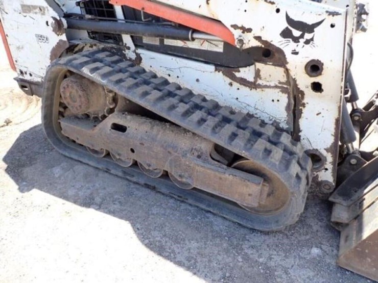 2015-bobcat-t550-image-40