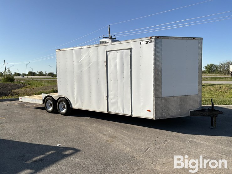 2020-custom-trailer-image-3
