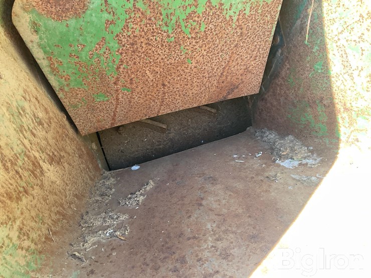john-deere-43-image-13