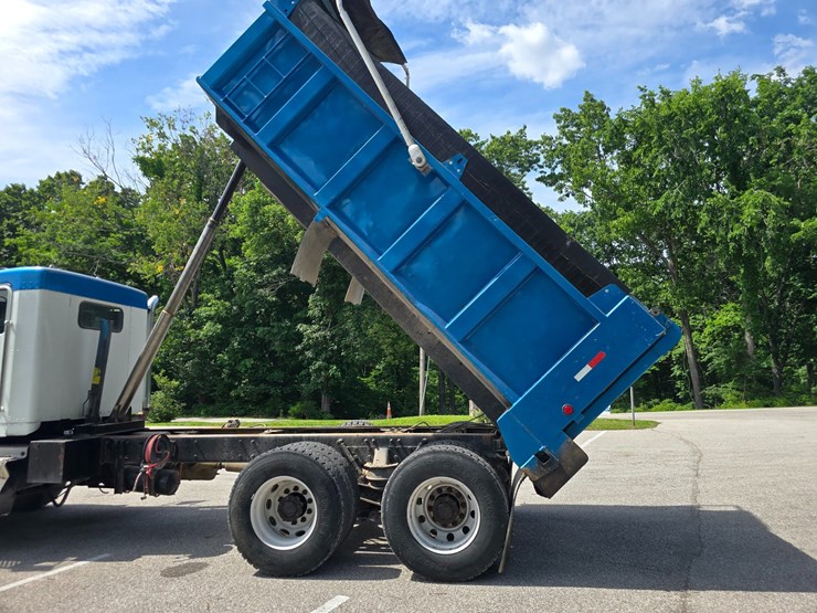 2003-kenworth-t800-image-39