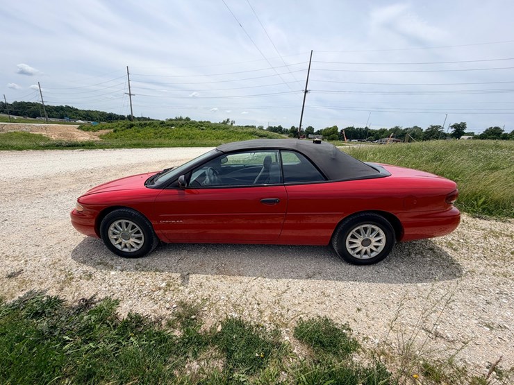 #24069-•-1997-chrysler-sebring-passenger-car-image-3