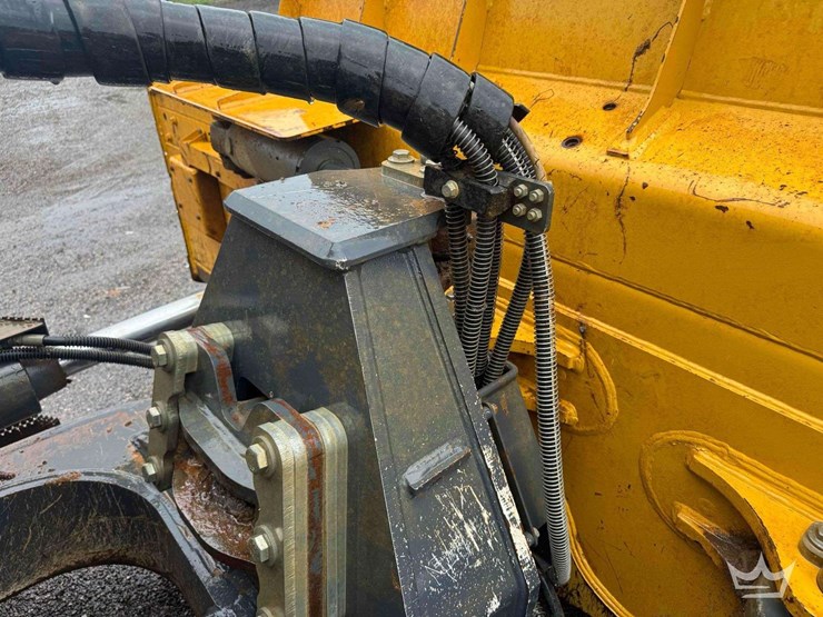 2021-deere-850l-wlt-image-32